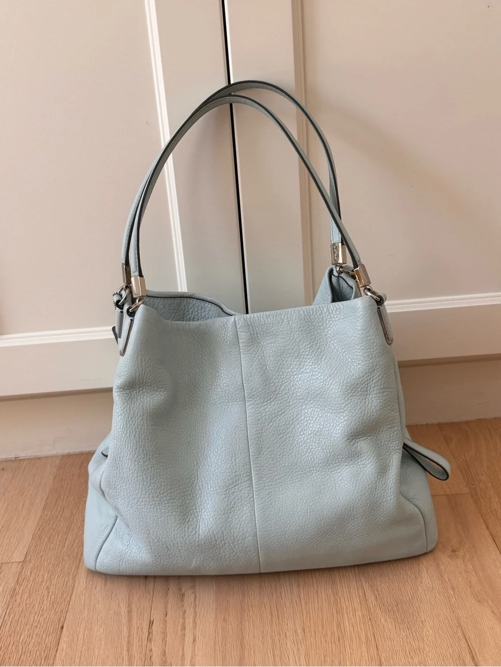 Coach Phoebe Madison hobo shoulder bag handbag light baby blue leather 26224